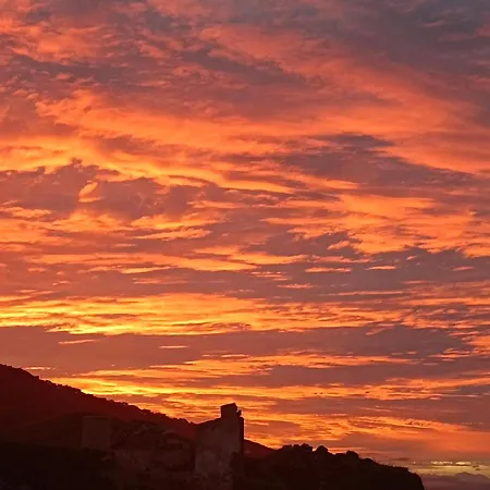 Tajinaste Con Vistas Al Mar Y La Montana Y Wifi Gratis Λος Ρεαλέχος